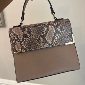 Nude tote/ crossbody